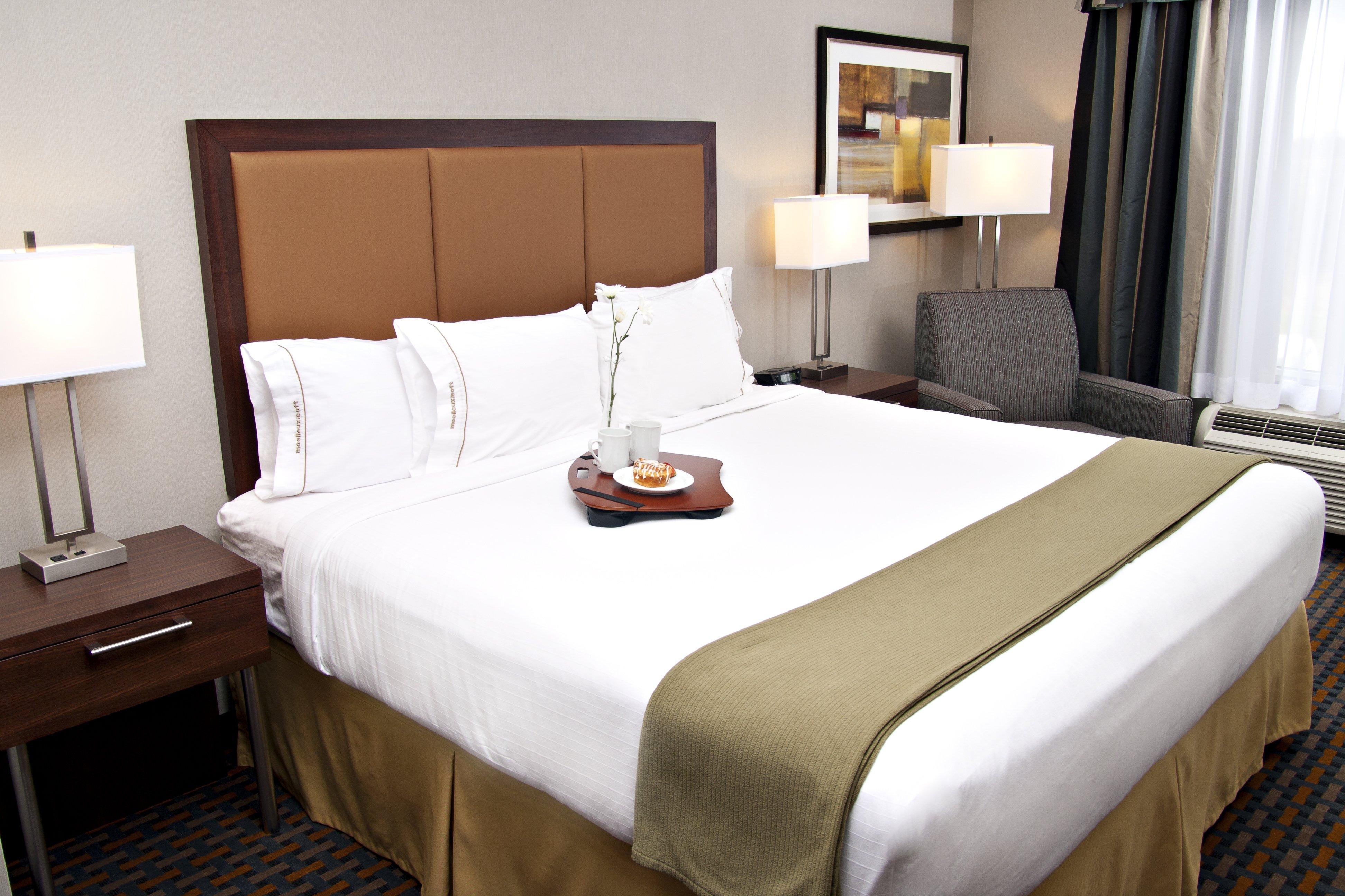 Holiday Inn Express Pembroke By Ihg Zewnętrze zdjęcie