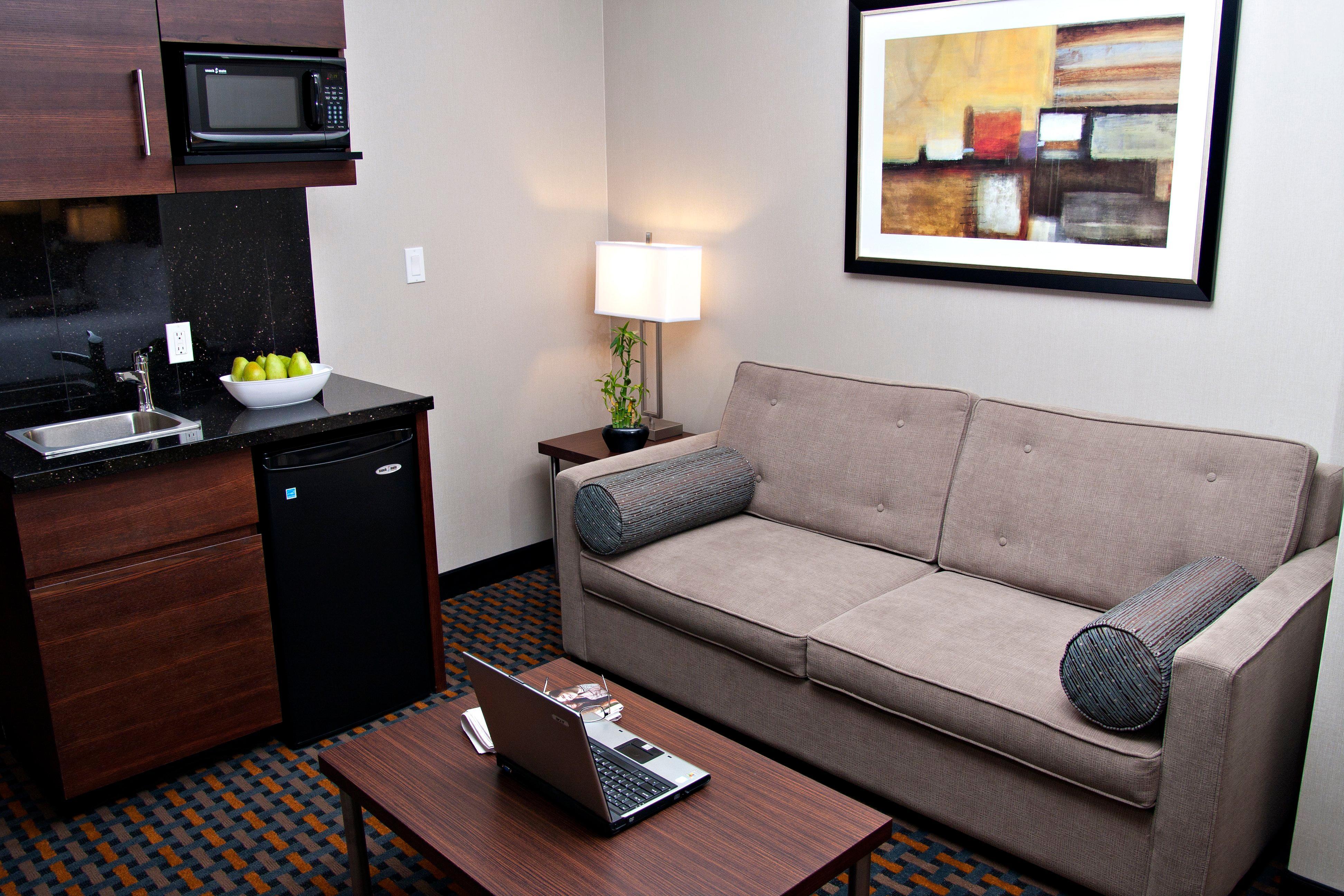 Holiday Inn Express Pembroke By Ihg Zewnętrze zdjęcie