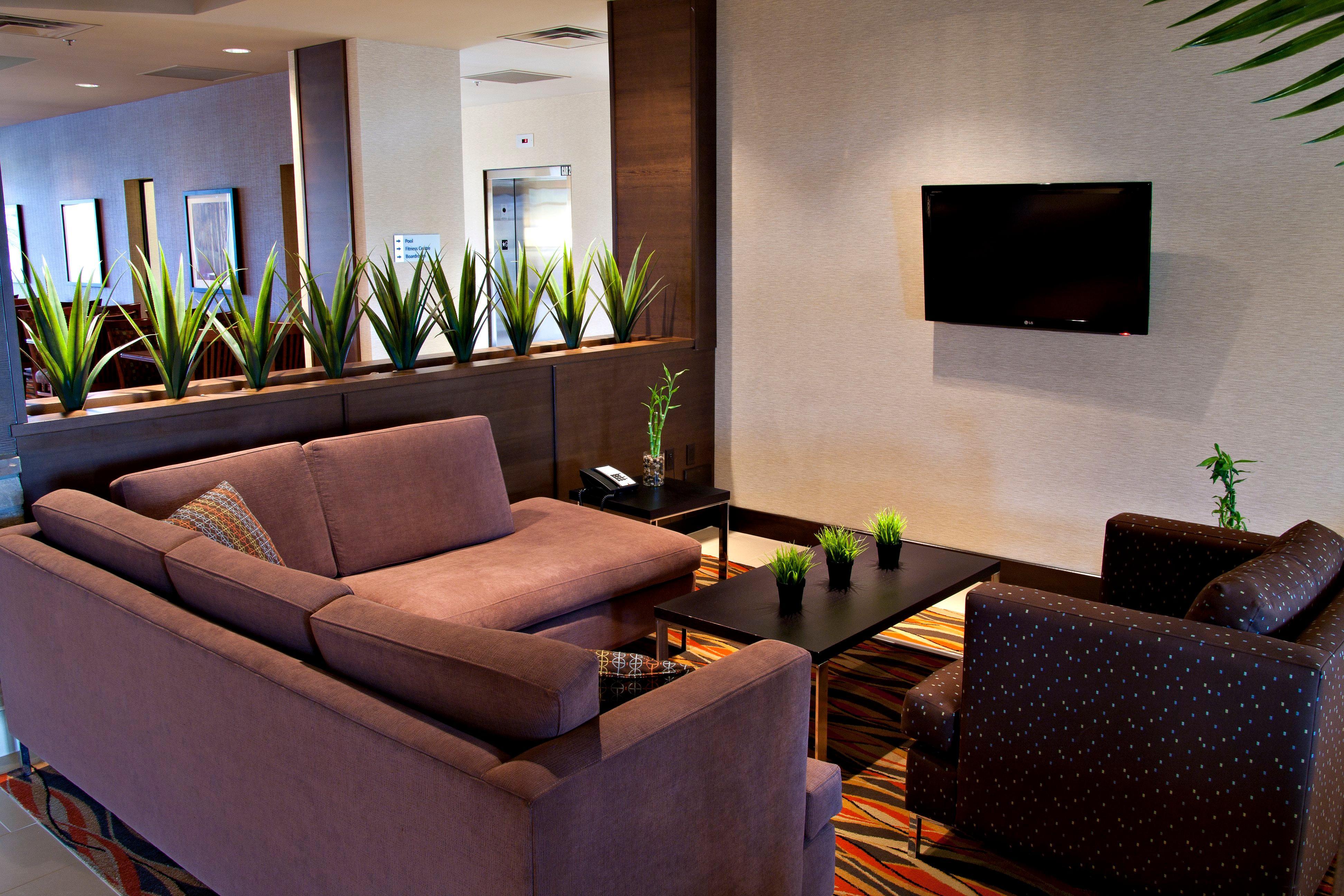 Holiday Inn Express Pembroke By Ihg Zewnętrze zdjęcie