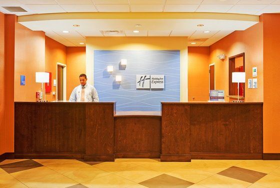Holiday Inn Express Pembroke By Ihg Zewnętrze zdjęcie